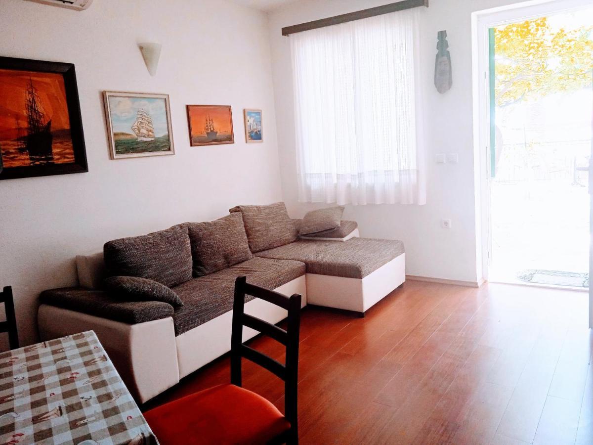 Harbour-Side Apartment With Beautiful Terrace Podgora Ngoại thất bức ảnh