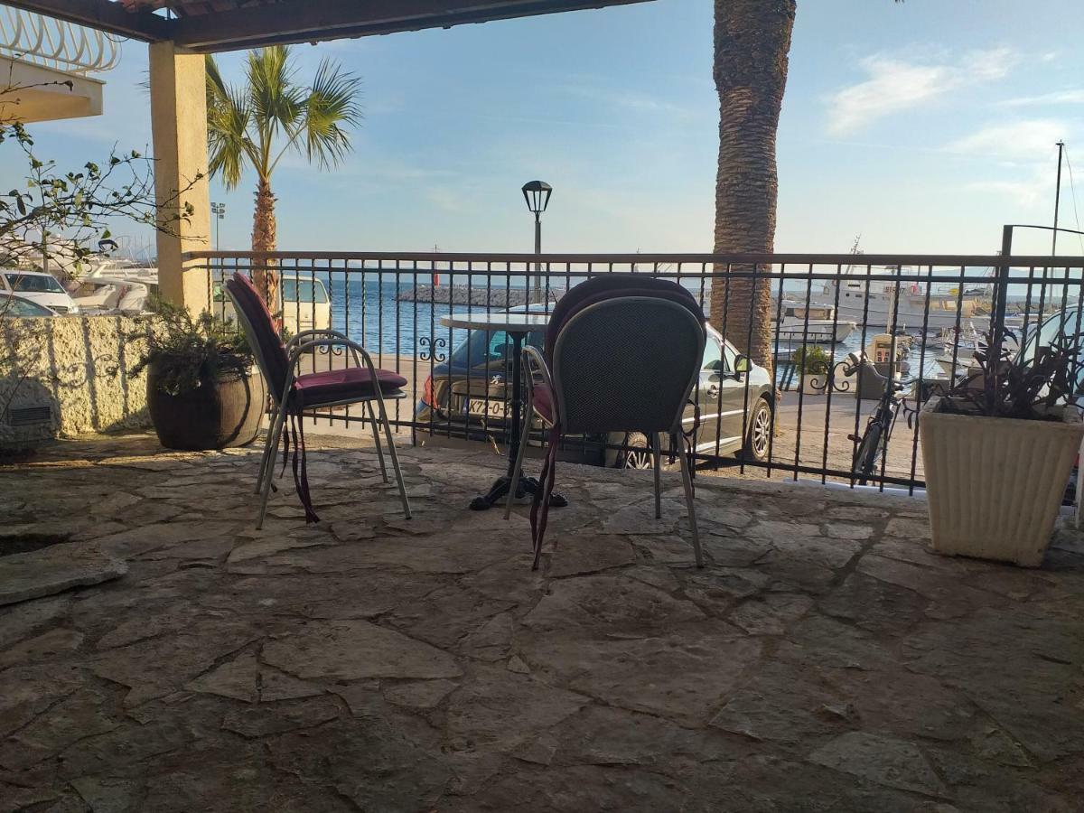 Harbour-Side Apartment With Beautiful Terrace Podgora Ngoại thất bức ảnh